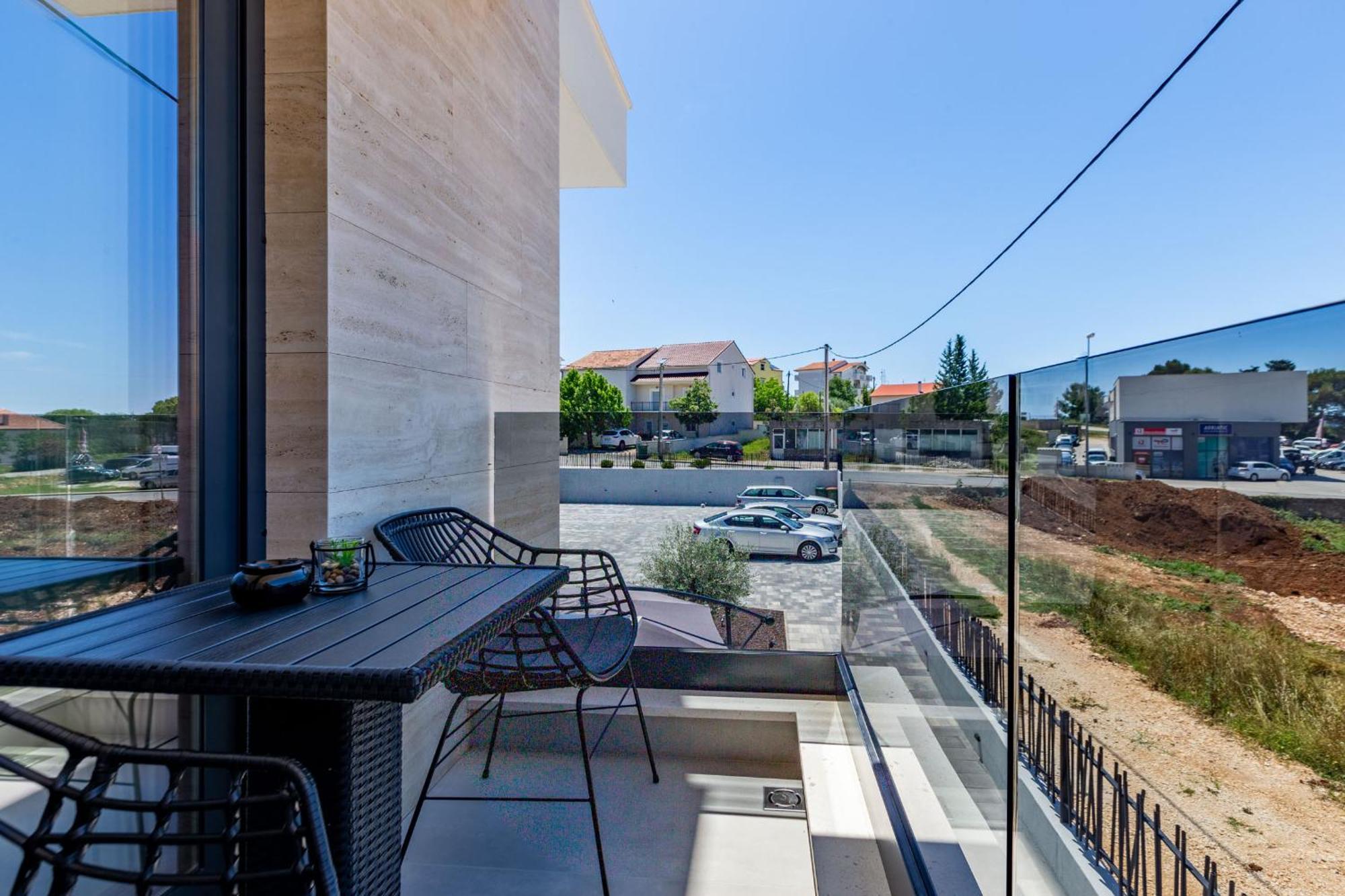 Casa Mia Apartments With Parking Zadar Exterior foto